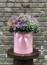 Цветочная композиция из Гипсофила и Розы в шляпной коробке в Турово