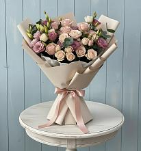 Букет цветов из:  Розы и Лизиантусы в Турово