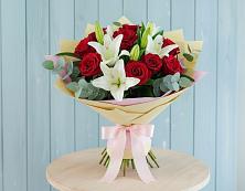Букет цветов из:  Лилии и Розы в Турово