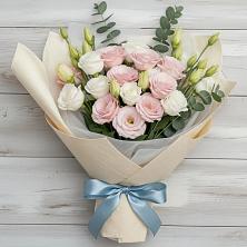 Букет цветов из:  Лизиантусы в Турово