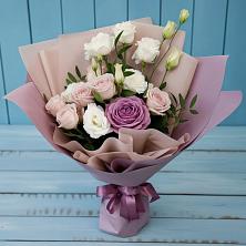 Букет цветов из:  Розы и Лизиантусы в Турово
