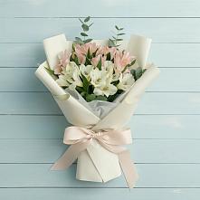 Букет цветов из:  Альстромерии в Турово