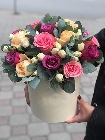 Цветочная композиция из Розы в шляпной коробке в Турово
