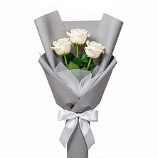 Букет 3 белые розы в Турово
