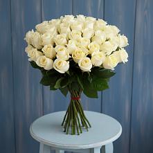 Букет 51 Белая роза Эдлесс Лав в Турово