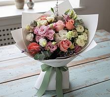 Букет цветов из:  Розы, Лизиантусы и Гвоздики в Турово