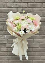 Букет цветов из:  Гвоздики, Розы, Лизиантусы и Хризантемы в Турово