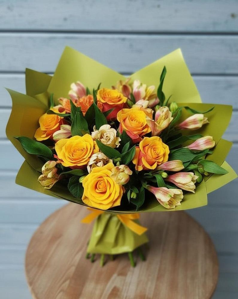 Букет цветов из: Альстромерии и Розы в Турово
