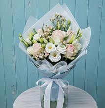 Букет цветов из:  Розы и Лизиантусы в Турово