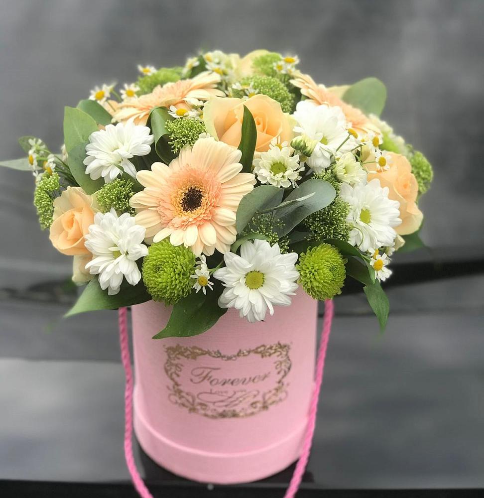 Цветочная композиция из Розы, Герберы и Хризантемы в шляпной коробке в Турово