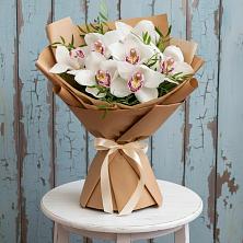 Букет цветов из:  Орхидеи и Розы в Турово